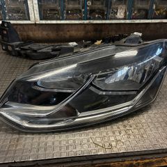 Headlight Volkswagena Polo V (model 6C)