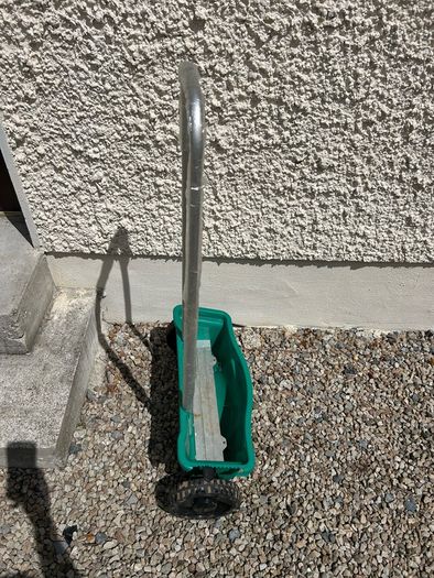 seed spreader