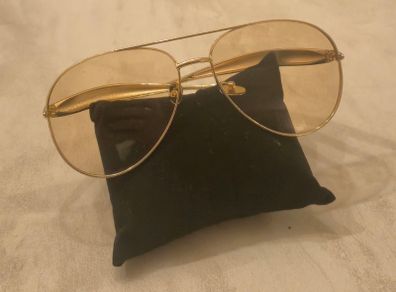 Gold-tone aviator sunglasses