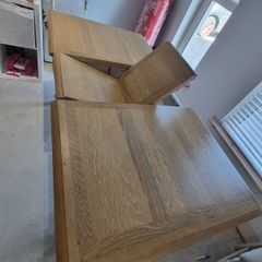 Extendable Kitchen Table and Chairs