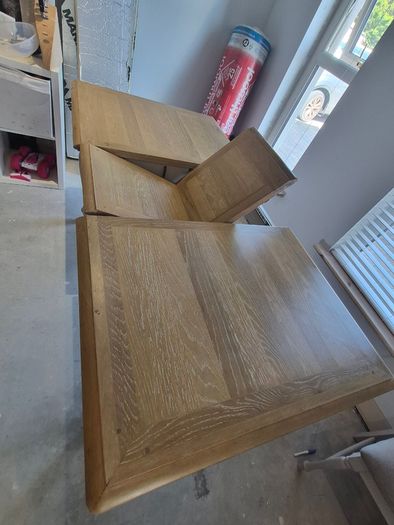 Extendable Kitchen Table and Chairs