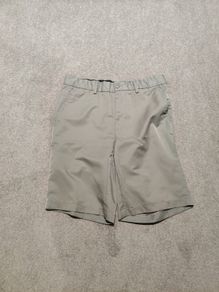 Greg Norman shorts Includes postage