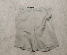 Greg Norman shorts Includes postage