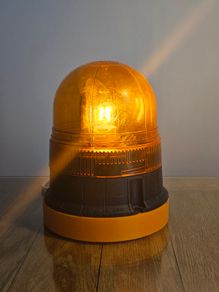 Beacon Table Lamp