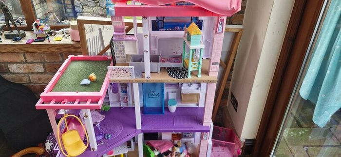 barbie dream house