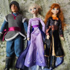 Frozen Dolls and Accessories