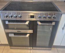 Dual range free standing cuisine master oven
