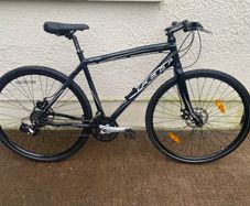 Felt hybrid disc breaks 28 inch wheels 24 speed 21 inch