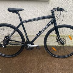 Felt hybrid disc breaks 28 inch wheels 24 speed 21 inch