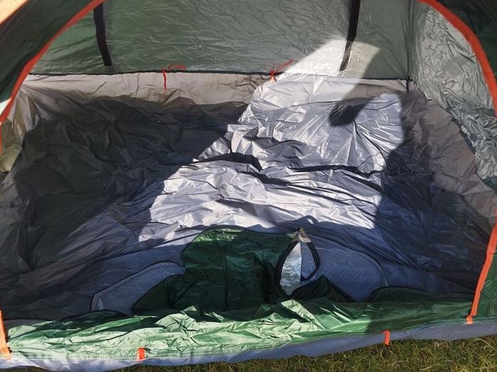 Quick pup up tent