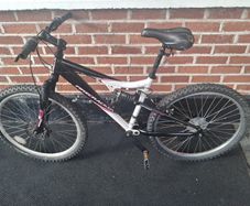 Ladies Bike /GirlsBike26"Wh..w.FrontSusp.+2MountainB.+ 1VintageB.VeryGoodCondition