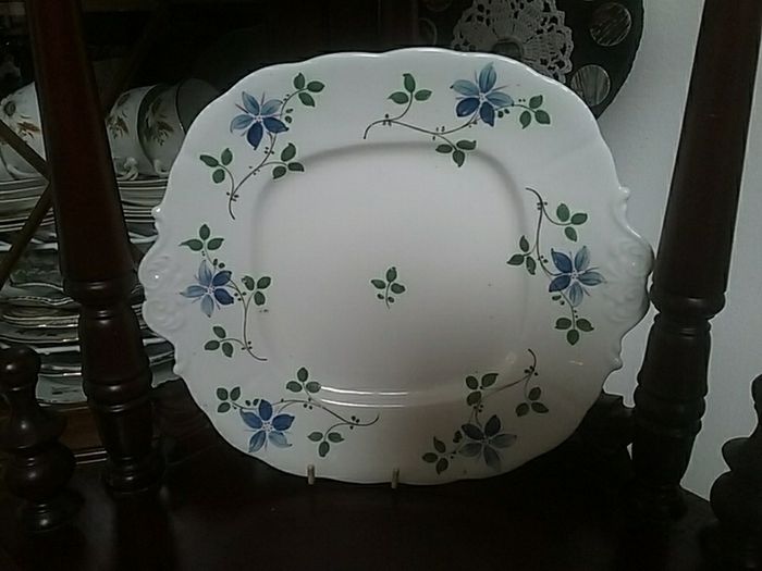 Pretty Cake Plate