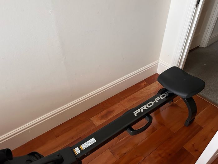Rower - ProForm R600 -Great Condition.