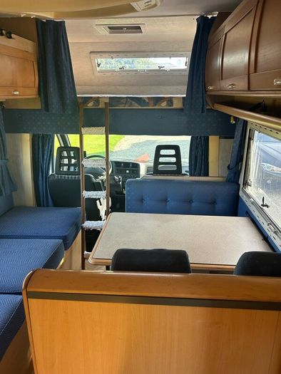 Camper