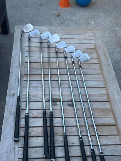 Mizuno TP11 blade Irons new grips