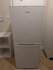 Fridge freezer