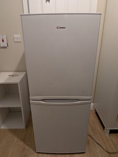 Fridge freezer