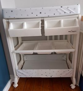 Baby changing table