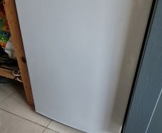 Undercounter freezer