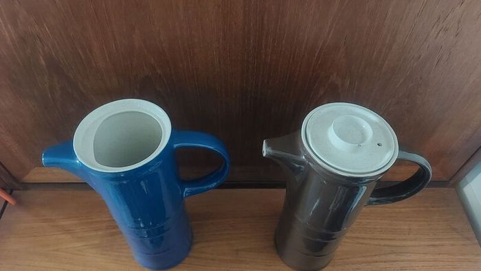 Fabulous Pair of Vintage Retro Arklow Pottery Tall Coffee Pots, No Lids, but Will Include One Damaged Lid - Perfect for High Display, or to Hold Flowers as Photographed