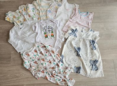 Set bundle of dress, bodysuits, pyjama