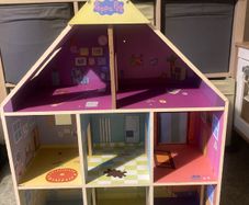 Peppa Pig Doll House
