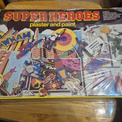 Vintage Super Heroes Plaster and paint set - dekker