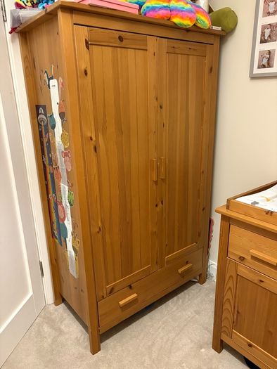 Nursery furniture set