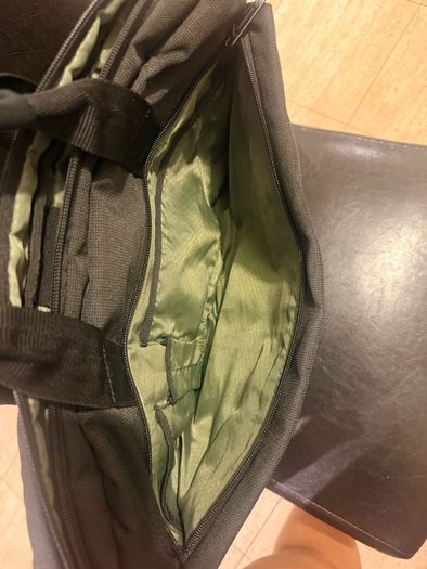 Samsonite laptop briefcase in excellent condition
