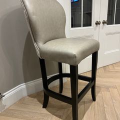 4 High Solid Wood & Leather Kitchen Island Stools