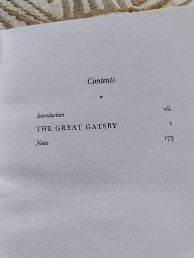 The Great Gatsby 1990 edition by F Scott Fitzgerald in very good condition FREE STANDARD POSTAGE INCLUDED