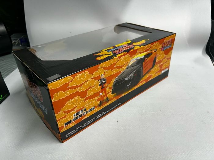 Nissan Skyline R35 & Naruto Jada