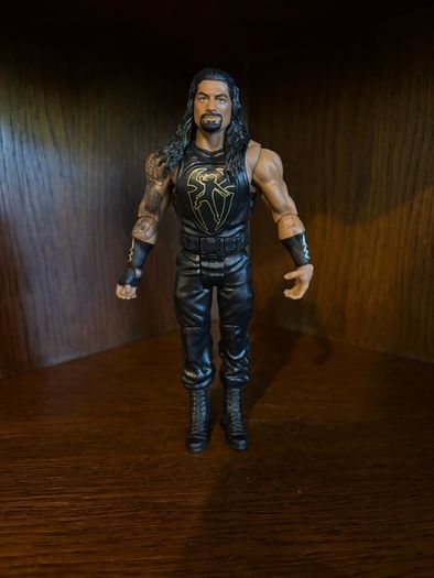 WWE Mattel & Jakks Pacific Wrestling Figures - Collection of 13