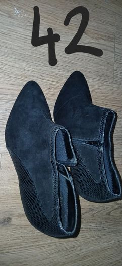 Women's Shoes