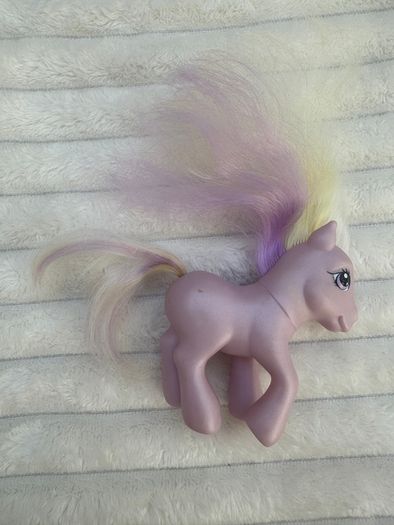 My Little Pony G3 Fluttershy 2002 Butterfly Used Please see pictures