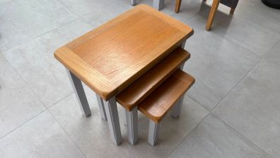 Nest of coffee tables