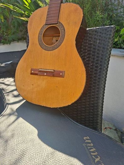 Vintage 1960's Egmond Acoustic made in Holland with case