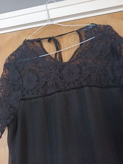 F&F Black Blouse. S.12.