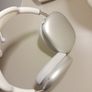 AirPods Max, Silver (Lightning) Image 8