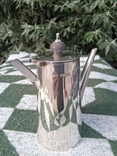 Stokes & Ireland Art Deco Sterling Silver Coffee Pot(225 grams)