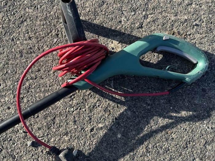 Bosch Electric Strimmer