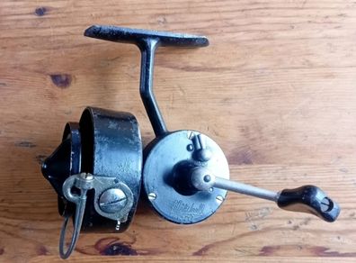 Vintage Mitchell 304 Spinning Reel