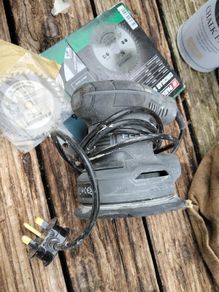 Small circular sander