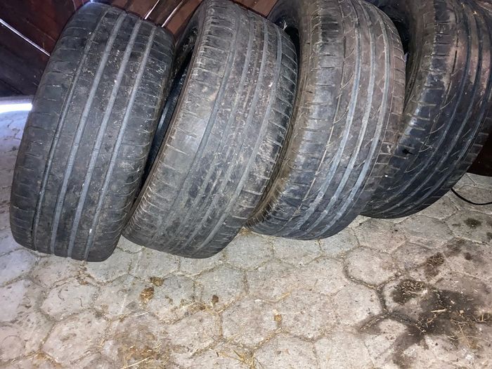 Set of x4 Run flat tyres