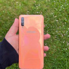 Samsung A70