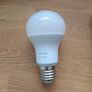 Philips Hue Bridge + 2 Phillips hue Bulbs Image 2