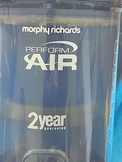 Morphy Richards Perform Air Vacuum Cleaner, Model No. 980520, 750W, AAARATED, in excellent condition, great suction