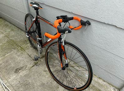 KTM Strada 800