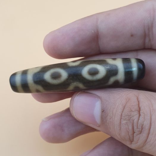Vintage Himalayan Tibetan 4 Eyes Agate Dzi Bead Amulet