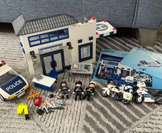 Playmobil police station